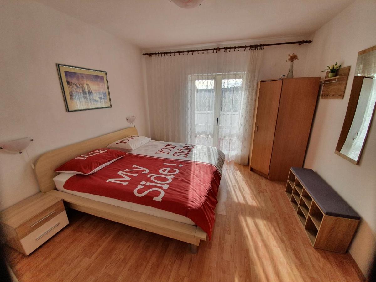Barbat na Rabu6 M, 50 M Do Plazeアパートメント エクステリア 写真